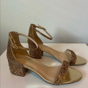 11w Betsey Johnson Gold Rhinestone Heels